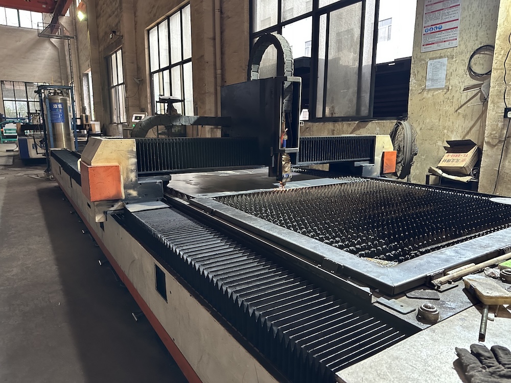 展鹰粮机 - 工厂实拍