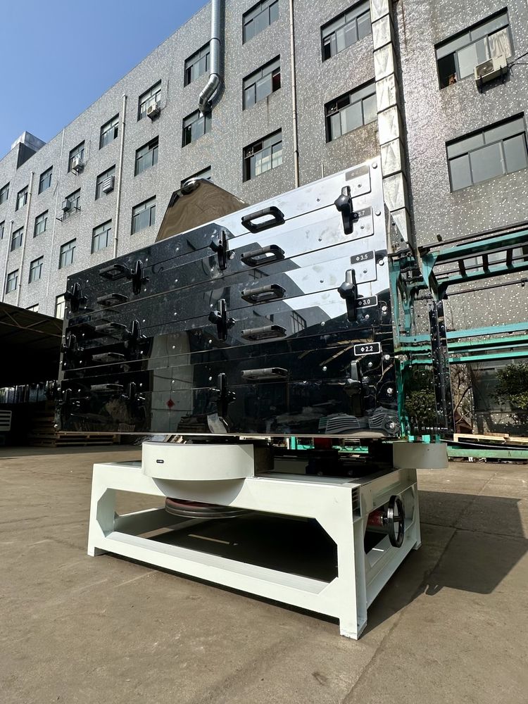 展鹰粮机 - 工厂实拍